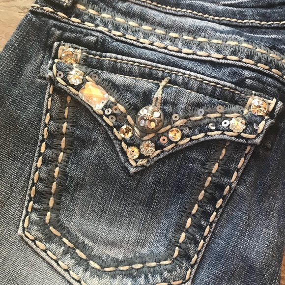 🌈💚💕 HOST PICK!! Miss Me Jeans Capri Cuff Rhinestones Buckle - Picture 5 of 8